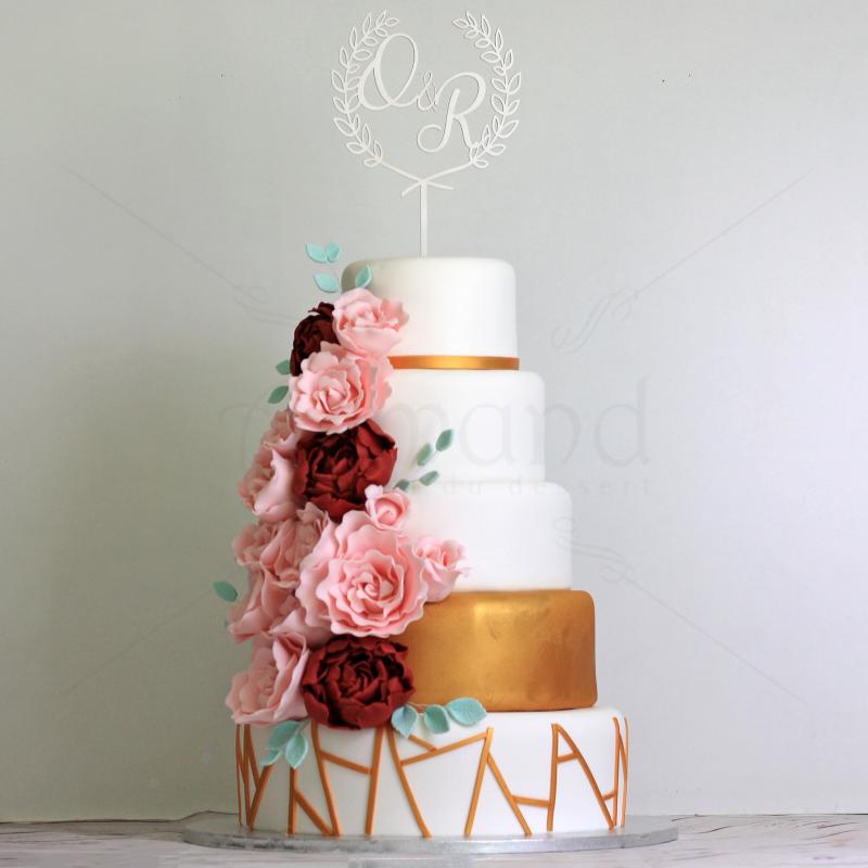 Tort Nunta Golden Royal Cascade